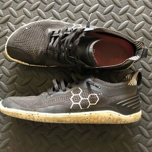 Vivo barefoot Geo Racer II Sz 9 42 barefoot shoe